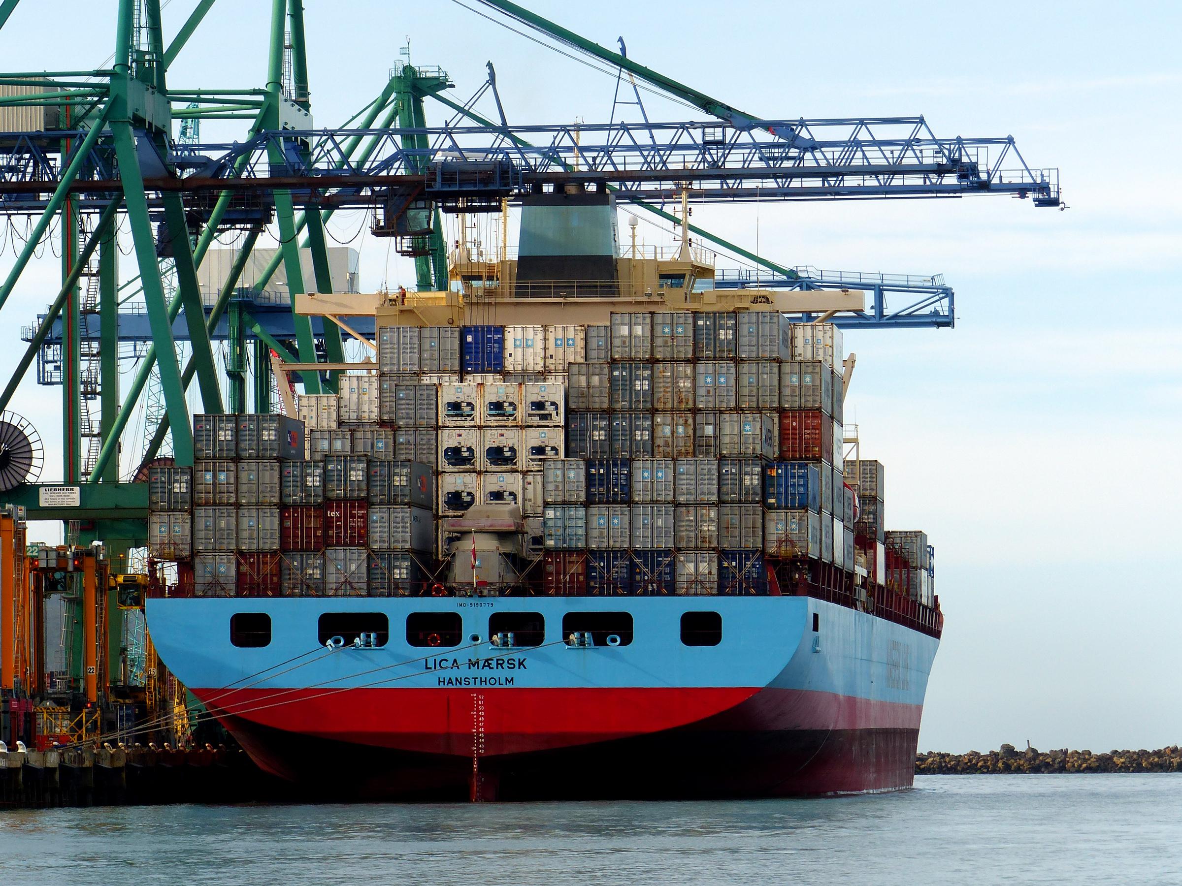 Large Cargo Transportation, Dangerous Freight Boats