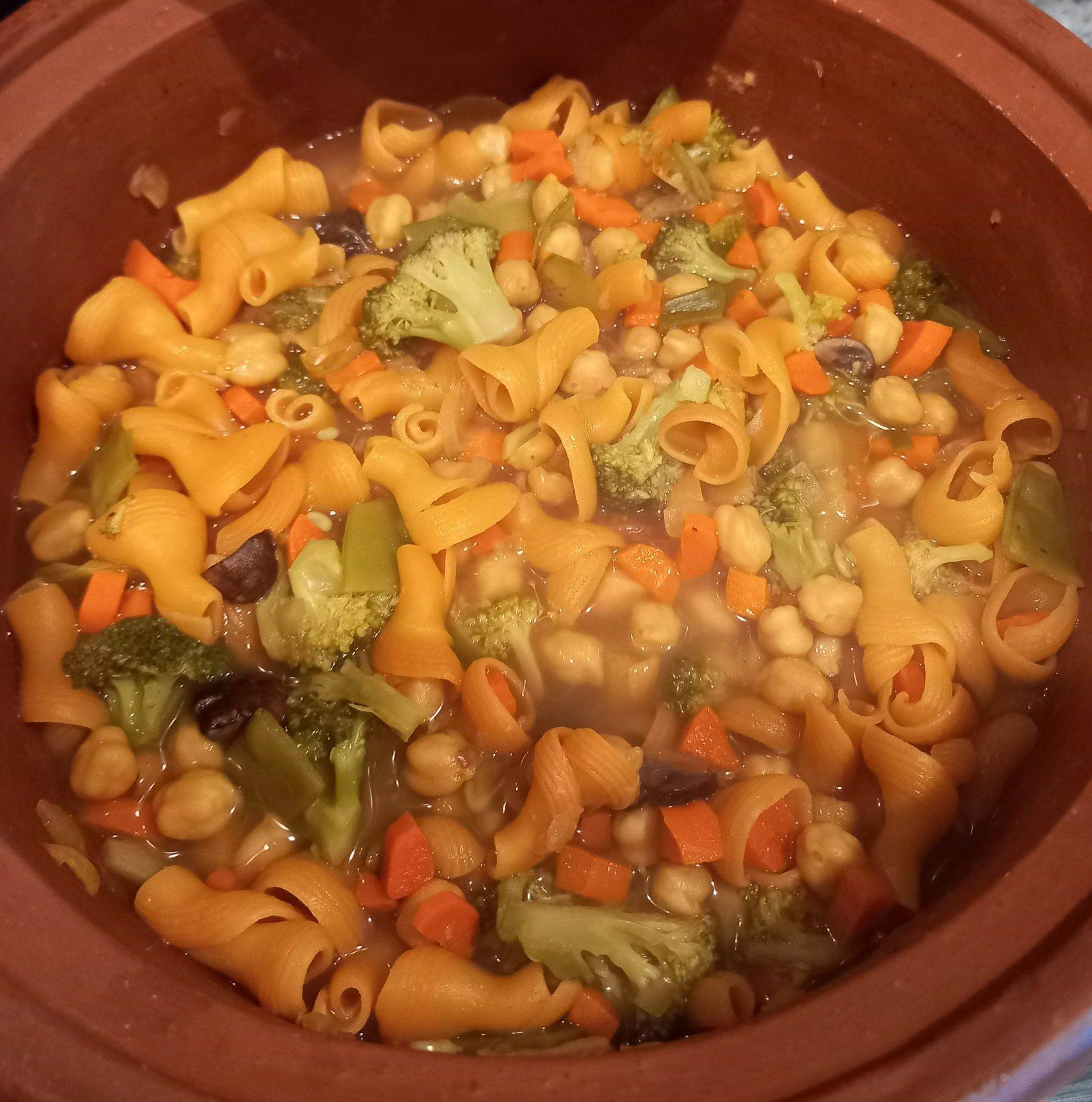 Chickpea Soup with Pasta and Vegetables in MEC